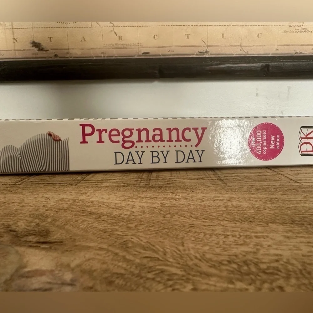 Pregnancy Day by Day | Hardcover Book | DK Publishing